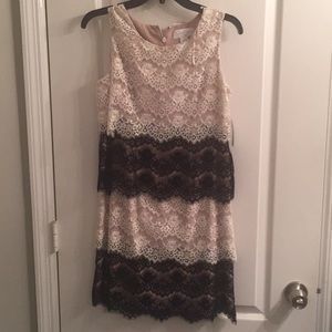 Jessica Simpson Tiered Lace Shift Dress